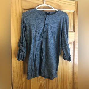 Mens casual, midsleeve shirt